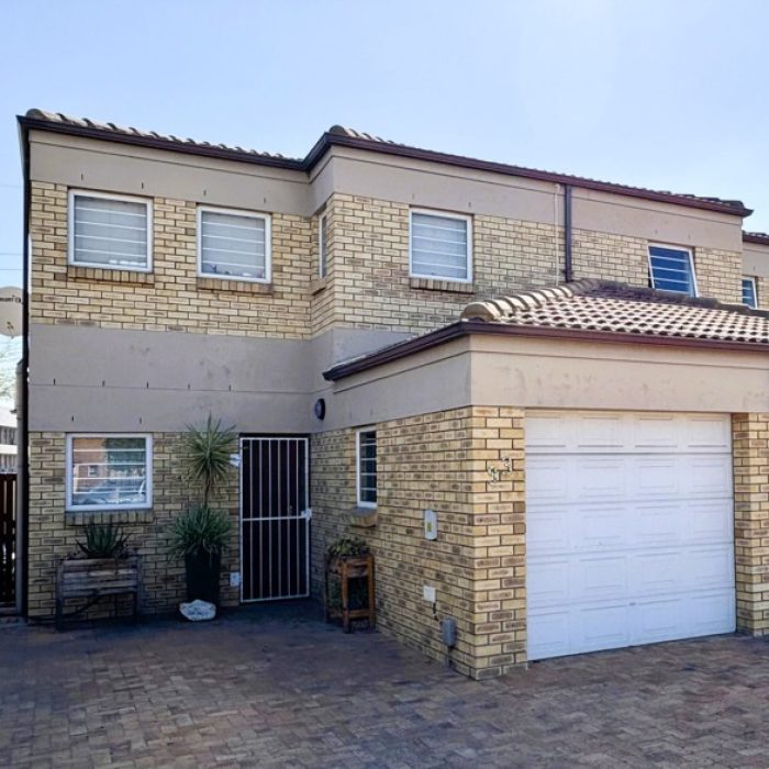 Property-Studio_2153_01