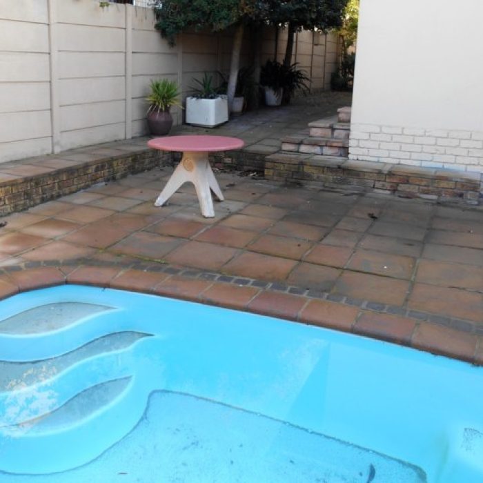 Property,Studio Real,Estate,Agency 7530 Bellville