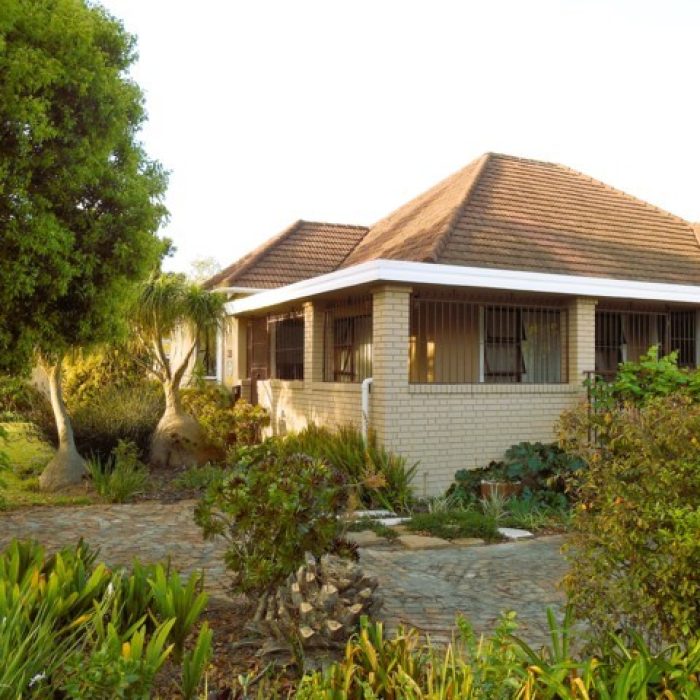 Property_Studio_2124_01